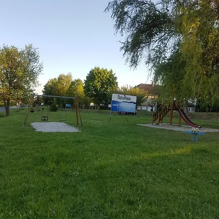 Tiffany Apartman Apartman Alsópáhok